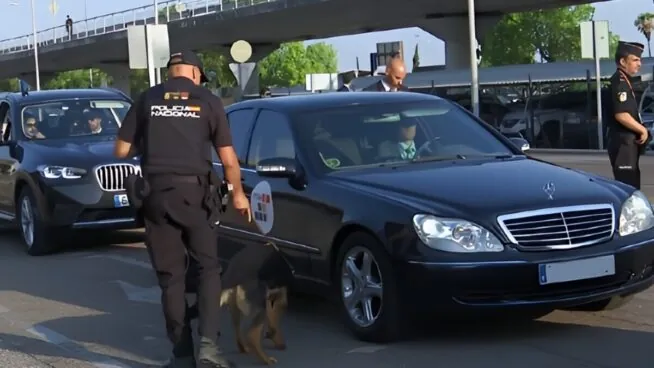 El Gobierno de Sánchez tiene un centenar de personas con derecho prioritario a coche oficial
