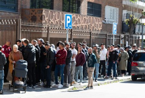 El Supremo plantea paralizar la regularización al entrar en conflicto con el derecho de la UE
