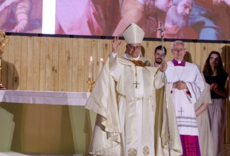 La última hora del viaje del Papa a España, en directo | Silencio y emoción en la vigilia de León XIV en Madrid: «No tengáis miedo de crear una familia»