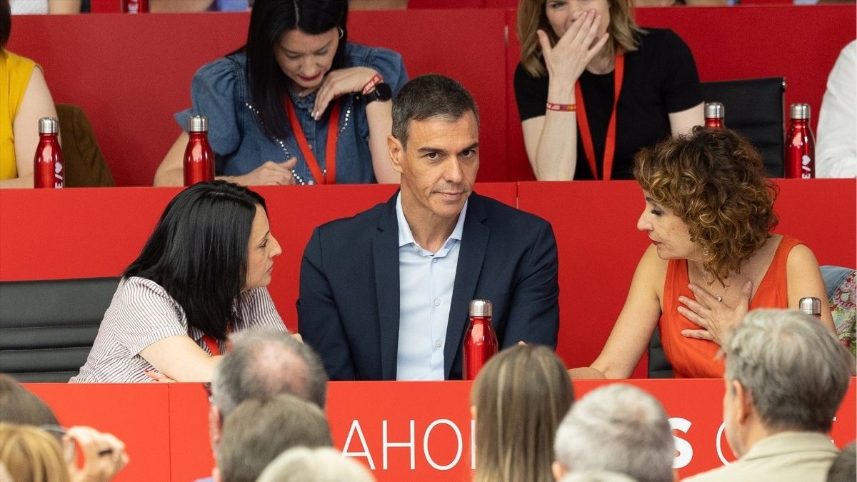 Sánchez abre el Comité Federal del PSOE defendiendo a Zapatero, su mujer y su hermano