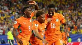 Costa de Marfil tumba a Ecuador en el último minuto