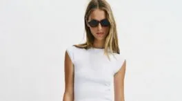 Ni vestidos ni vaqueros: Zara y Mango tienen las cuatro prendas imprescindibles del verano para combinar con sandalias y crear looks frescos y estilosos