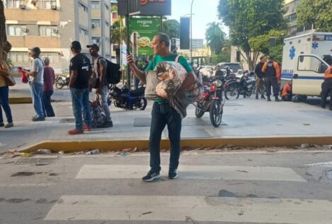 Así ha amanecido Caracas tras los terremotos: edificios derrumbados y vecinos rescatistas