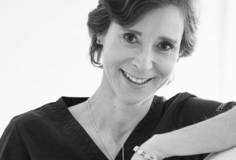 Descubre a la Dra. Sofía Ruiz del Cueto: «Respetar los tiempos de la piel es el mejor tratamiento diario»