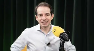 José Luis Corrochano: «El arbitraje español está bajo sospecha»
