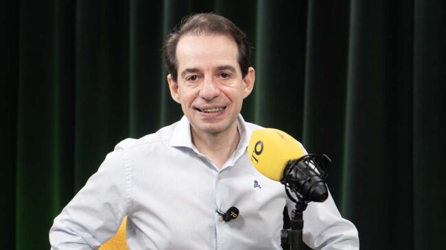 José Luis Corrochano: «El arbitraje español está bajo sospecha»