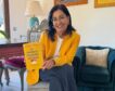 Ana Asensio, psicóloga: «Si quieres que tu cerebro mantenga su equilibrio emocional, por cada pensamiento negativo de 24 horas incorpora tres positivos»