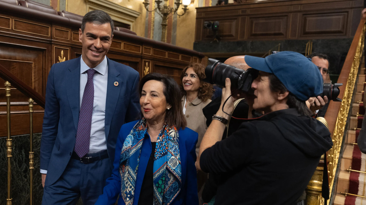 El Gobierno inicia la fusión de las inteligencias civil y militar para garantizarse su control total