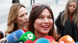 Las lujosas vacaciones de Elisa Mouliáa en Abu Dabi: una piscina y un posible acuerdo comercial