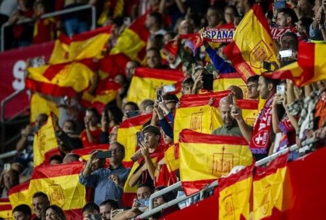 Burela, el pueblo que tendrá el corazón dividido en el partido entre España y Cabo Verde