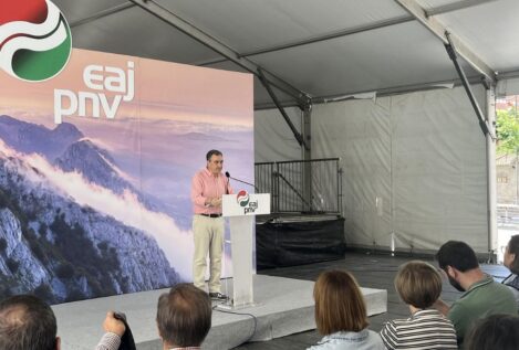 Aitor Esteban pide a Arnaldo Otegi que haga «menos antifascismo de mitin y más de país»