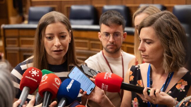El PP acusa a Zapatero de «mentir» sobre las joyas: «Ni son herencia ni valen 30.000 euros»