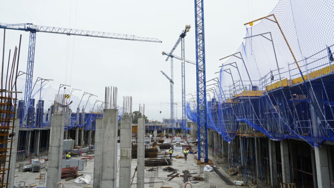Vox frena el plan de pisos pequeños en Sevilla y propone construir edificios más altos