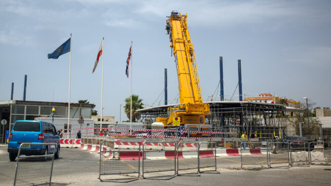 Cuenta atrás para la Verja: Interior acelera el desmontaje de los controles con Gibraltar