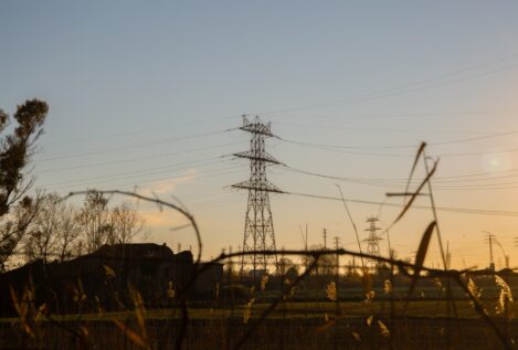 La factura de la luz se dispara un 76% en plena ola de calor con un pico máximo a las 21 horas