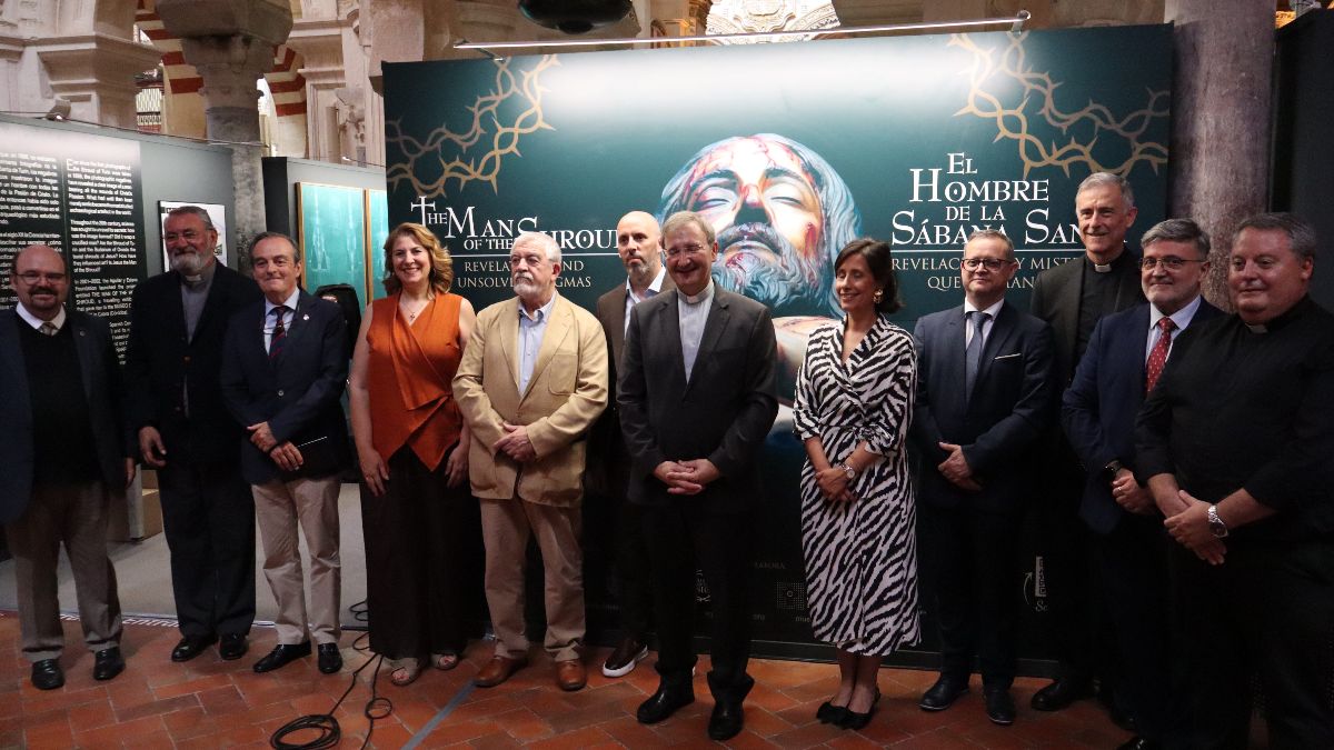 La Mezquita-Catedral de Córdoba acogerá la exposición: «El Hombre de la Sábana Santa»