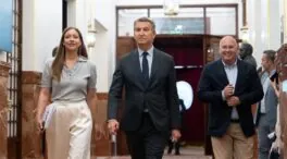 Feijóo critica que Sánchez «se ría» del Congreso tras aprobarse su dimisión