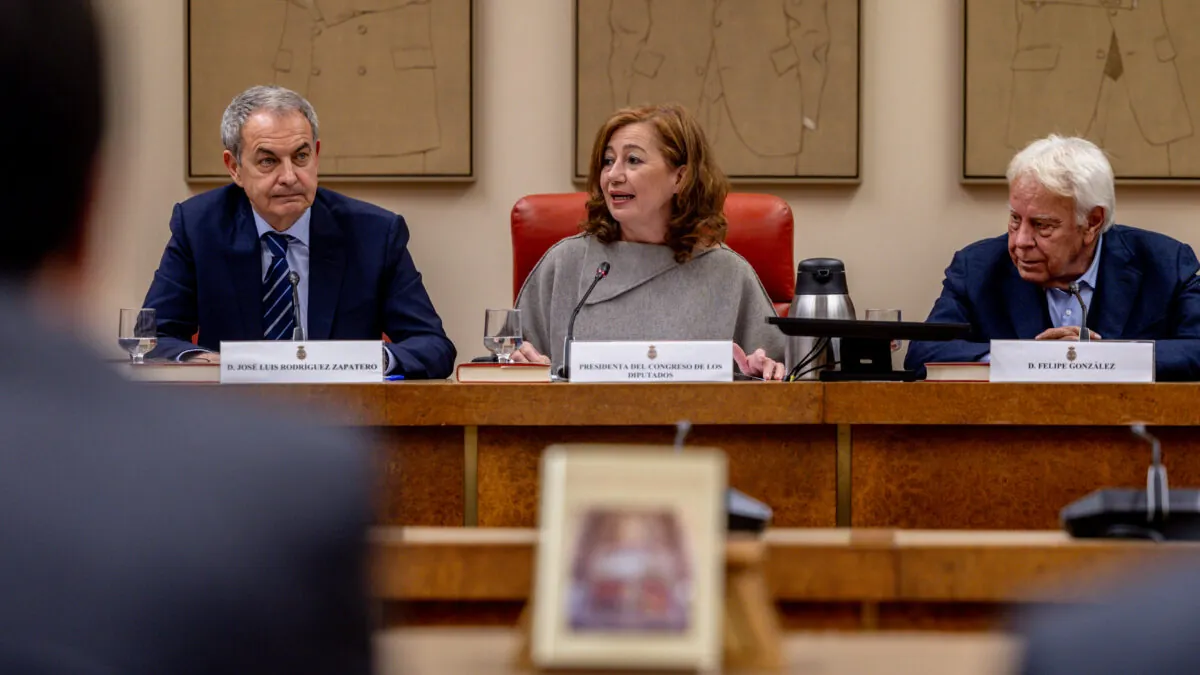 Armengol prepara un acto con Felipe González en el Congreso para otoño