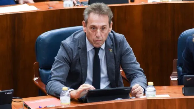 Expulsan a un diputado del PSOE en un debate sobre víctimas del terrorismo en la Asamblea