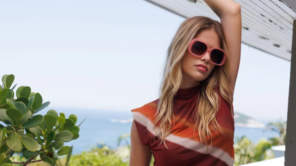 Foto modelo Mó gafas de sol