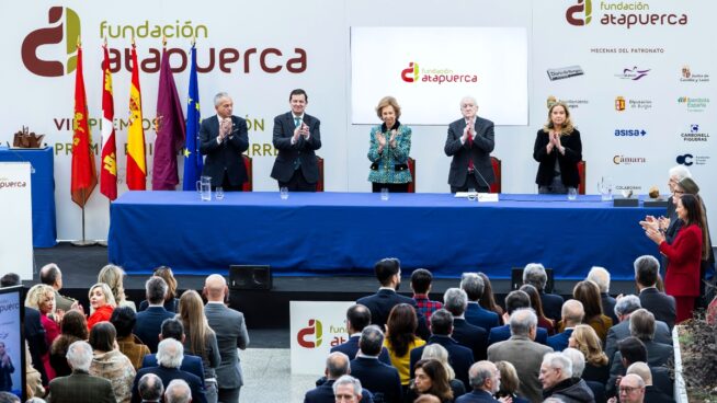 La Fundación Atapuerca concede premios a la reina Sofía, a Sánchez Galán y a Carlos Perreto