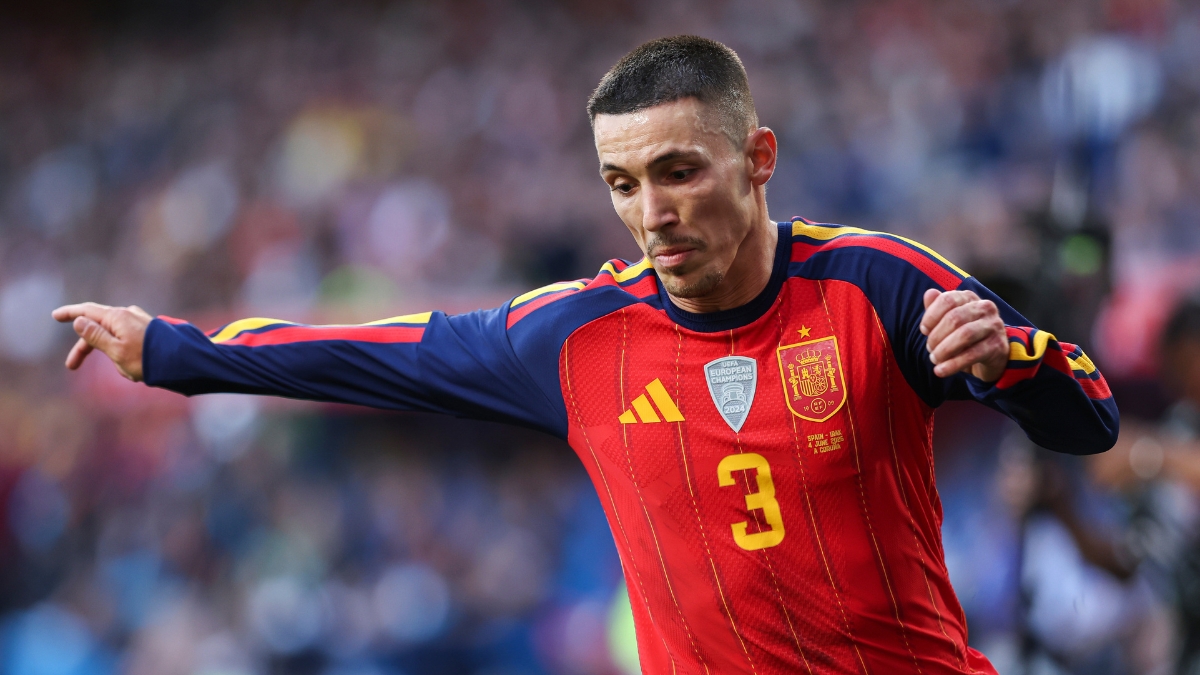 Alejandro Grimaldo ficha por el Atlético de Madrid hasta 2030