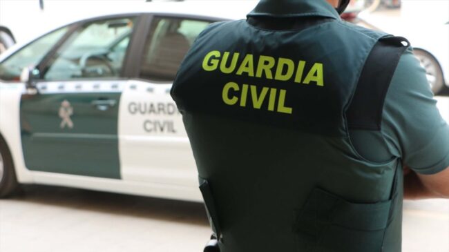 La Guardia Civil registra el Ayuntamiento de Frigiliana (Málaga), gobernado por el PSOE