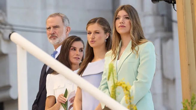 Los gustos musicales de los Reyes y sus hijas más allá de la salsa de Bad Bunny: «Letizia está increíblemente al día»