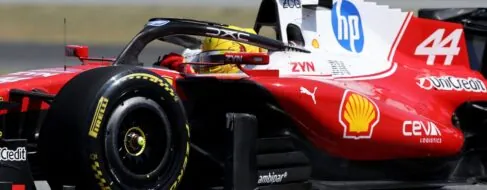 Hamilton rompe su mala racha tras lograr la primera victoria con Ferrari en otro desastre de Aston Martin