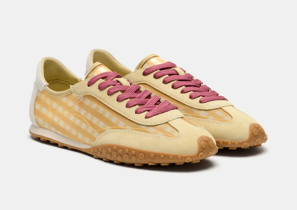 Zapatillas con estampado de cuadros vichy de HOFF. (PVP: 150€)