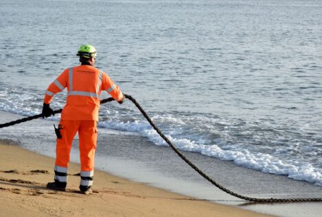 España se juega la IA entre cables submarinos y una gigafactoría de 719 millones de euros