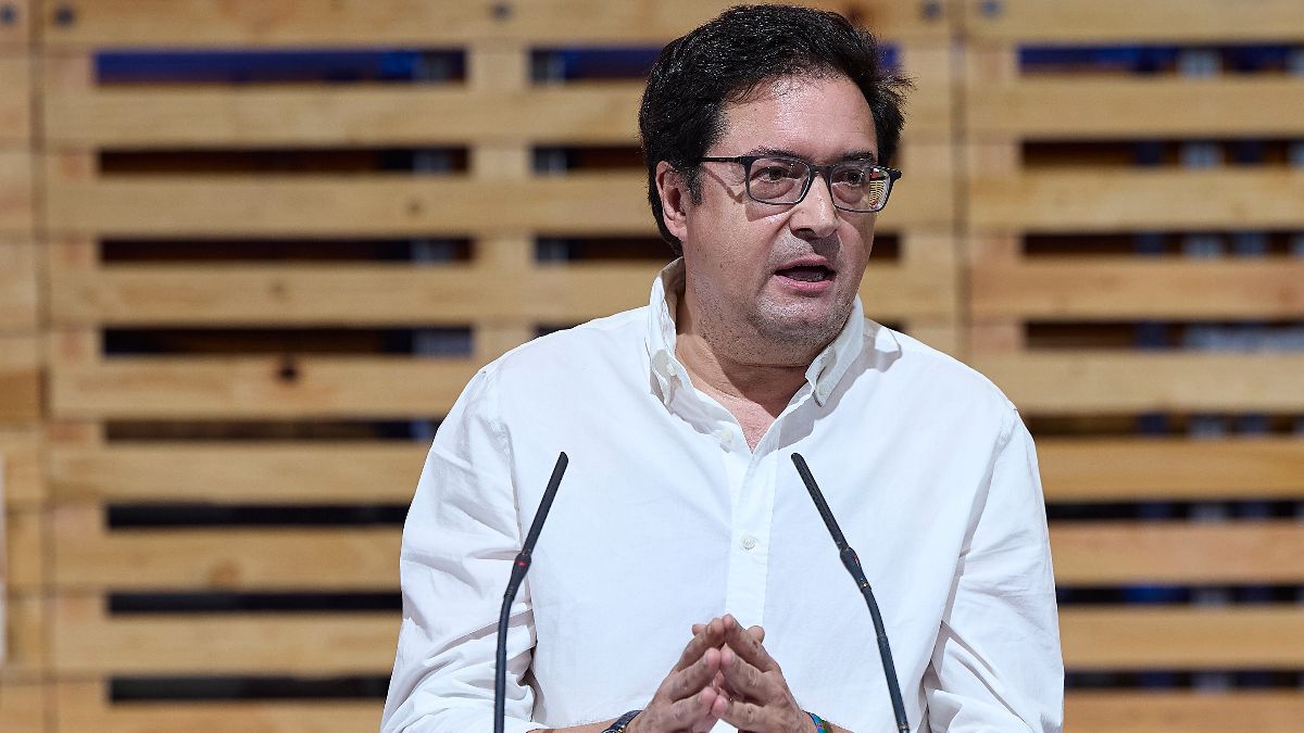 López prepara hasta 800 millones para llevar a España a la primera división europea de la IA