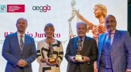 Antonio Garrigues y Victoria Ortega reciben el II premio Icogam-Aegga Manuel Herranz