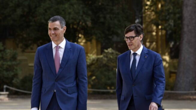 El Gobierno maniobra para que el Papa se reúna con Salvador Illa durante su visita a Barcelona