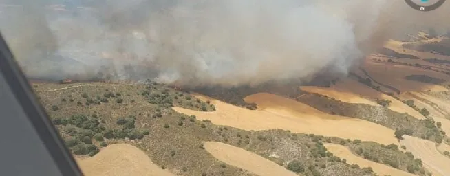 Un incendio en Tamarite (Huesca) arrasa 1.000 hectáreas y obliga a desalojar tres pueblos