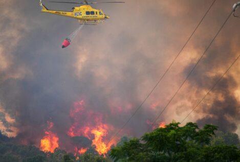 La UME se suma al incendio de Villanueva (Huelva), aún activo y con 100 desalojados