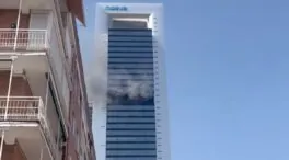 Desalojada por un incendio una de las Cuatro Torres de Madrid
