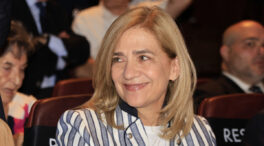 Barcelona no es su último destino: la infanta Cristina busca trabajo en Abu Dabi para estar más cerca del rey Juan Carlos