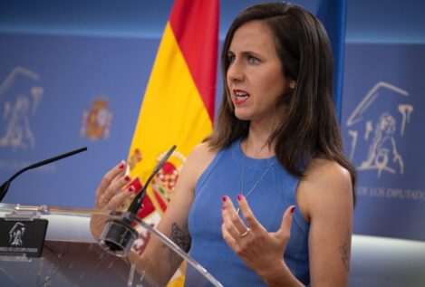 Belarra acusa al PSOE y Más Madrid de estar «cómodos» en el rol de oposición a Ayuso