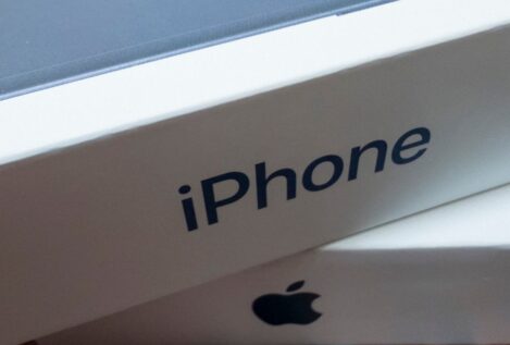 Apple amenaza con lanzar un iPhone de casi 3.000 euros con la IA como factor clave