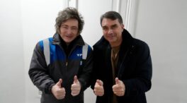Milei se reúne con Flávio Bolsonaro y le muestra su apoyo para las elecciones en Brasil