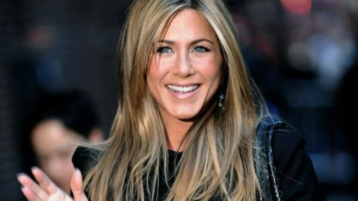 Hailey Bieber, Zendaya y Jennifer Aniston: los cortes de pelo de celebrity que dominan la temporada