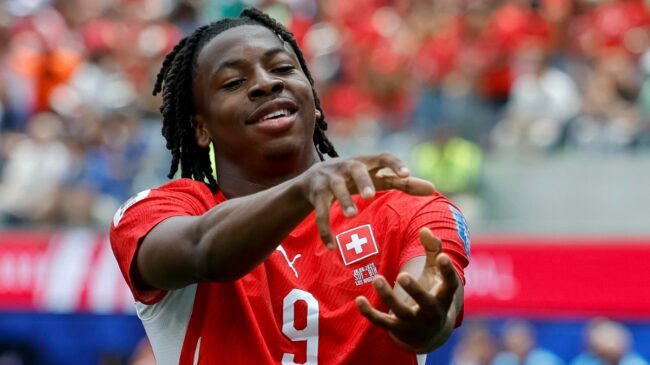 Johan Manzambi, la nueva joya de Suiza que irrumpe en el Mundial a golpe de récords