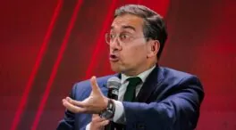 Albares asegura que España apoyará a Ucrania «para que gane la guerra y, sobre todo, la paz»