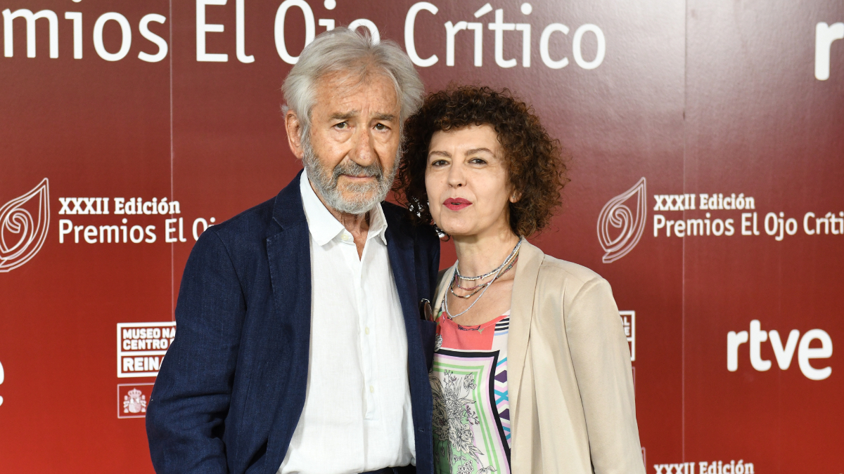 Amparo, la mujer de José Sacristán que gestiona todo de su vida personal y profesional: «Es ella quien coge mi teléfono y maneja el dinero»
