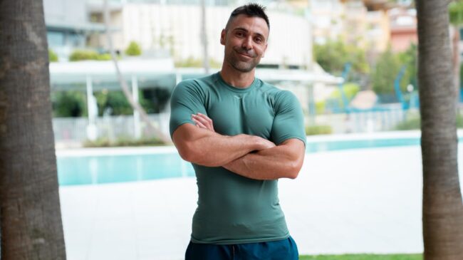 José Ruiz, experto en fitness, sobre entrenar fuerza: «A los 40 hay que ponerle foco; a los 50 es una necesidad de salud; y a los 60, la garantía de tu independencia»