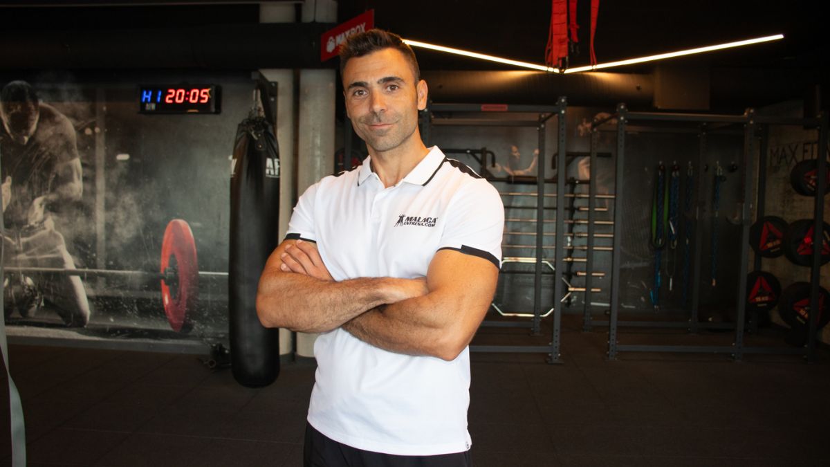José Ruiz, experto en fitness: «Mucha gente busca trucos para perder grasa, como entrenar en ayunas o quitar hidratos, pero el fallo es más básico»