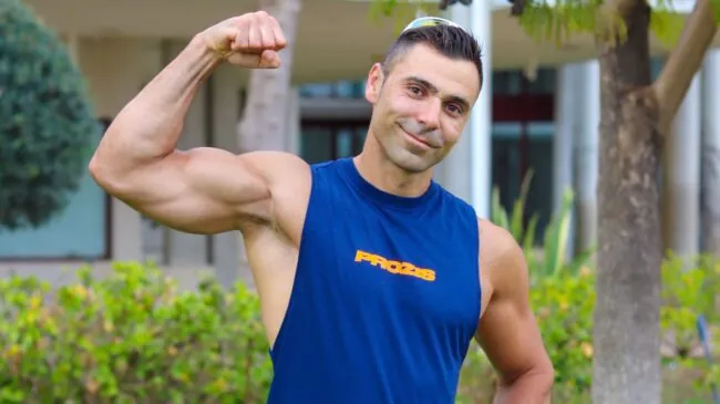 José Ruiz, experto en fitness: «A partir de los 50 años muchos creen que deben comer cada vez menos, pero menos calorías no significa menos nutrientes»