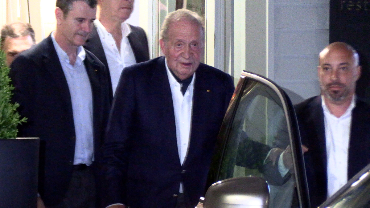 El rey Juan Carlos ya está haciendo las maletas para pasar su verano en Europa: primero irá a Galicia y no faltará a las regatas en Ginebra