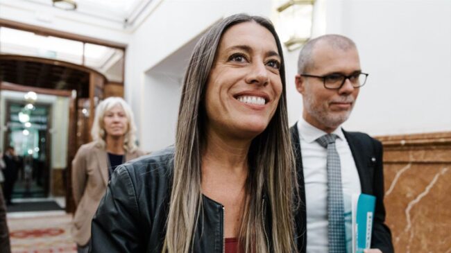Junts pide al Gobierno la oficialidad del catalán, euskera y gallego en la Unión Europea